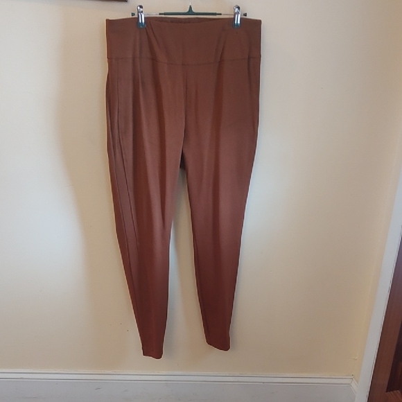 Dear Scarlett Pants - Elegant Women's Tan Leggings